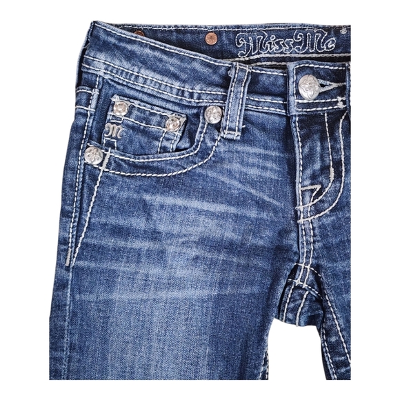 Miss Me Girls Capri Jeans 8 Fleur De Lis Embellished Distressed See Last Pic - Picture 3 of 12